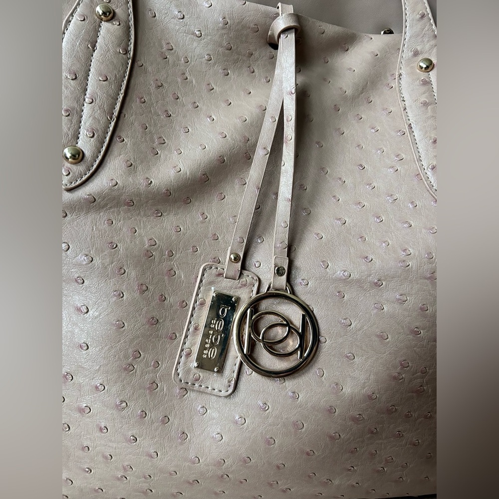 Bebe Three Piece Faux Ostrich Leather Tote, Purse and Wristlet - Picture 8 of 11